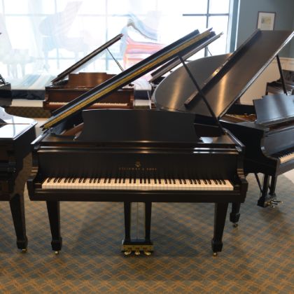 /pianos/used-inventory/steinway-520448